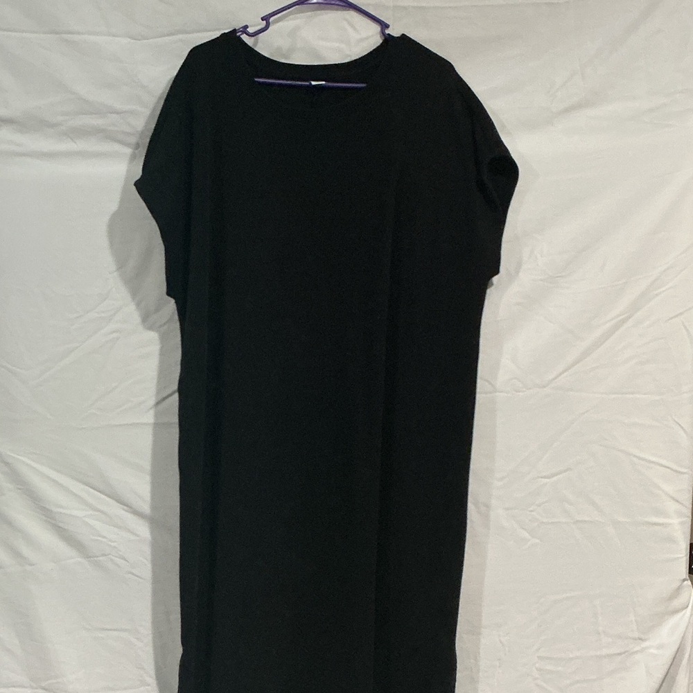 Old Navy Classic Black Midi Dress